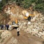 पहिरोले भेडेटार–रवि–राँके सडक अवरुद्ध